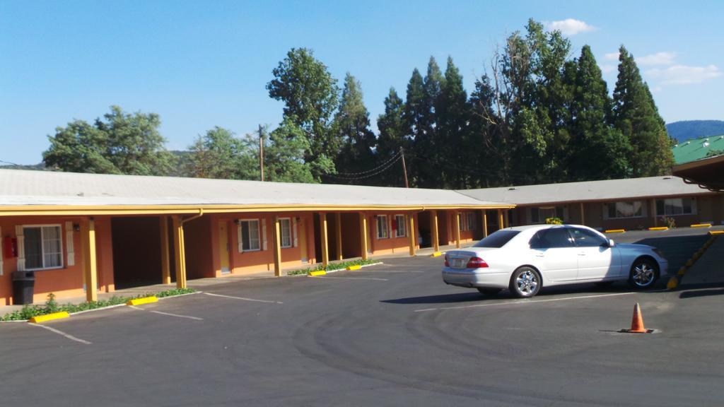 Relax Motel Yreka